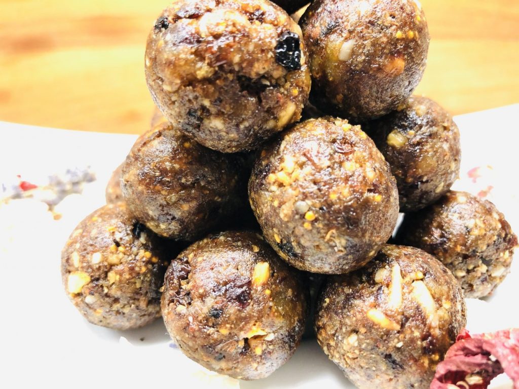 Christmas cake energy balls