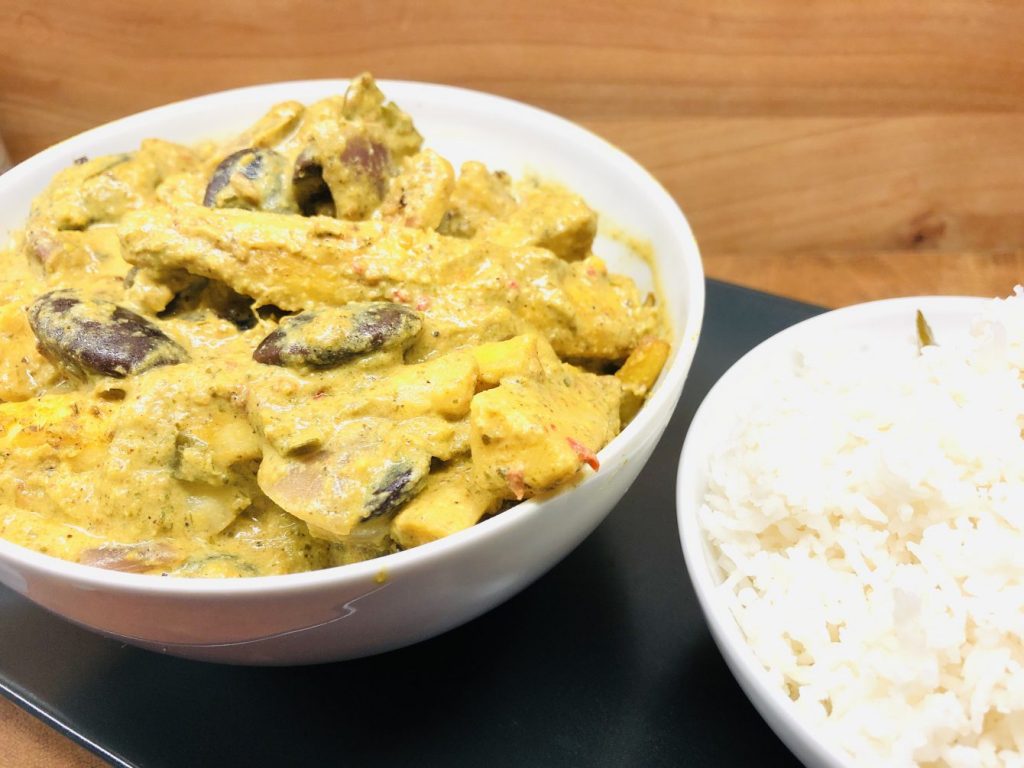 Pastinaken mit schwarzen Bohnen