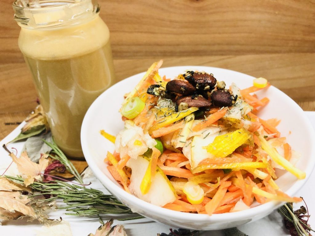 Karotten Birnen Salat mit Birnen Miso Dressing