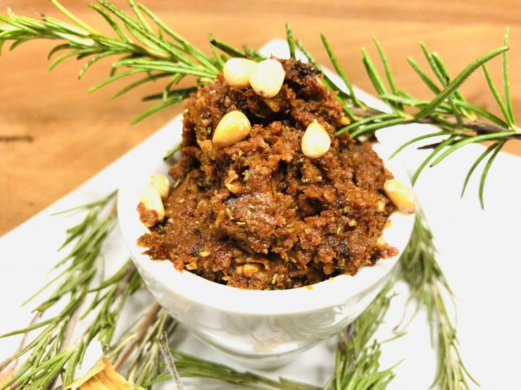 Tomaten Rosmarin Pesto