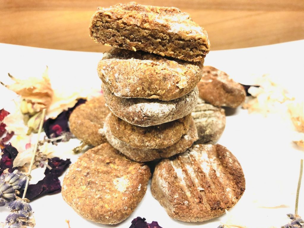 Mandel Dattel Keckse mit Tahini