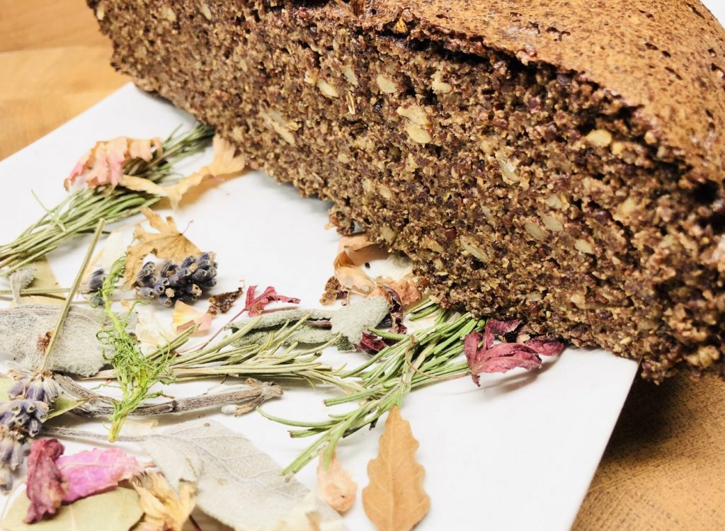 Quinoa Zucchini Brot