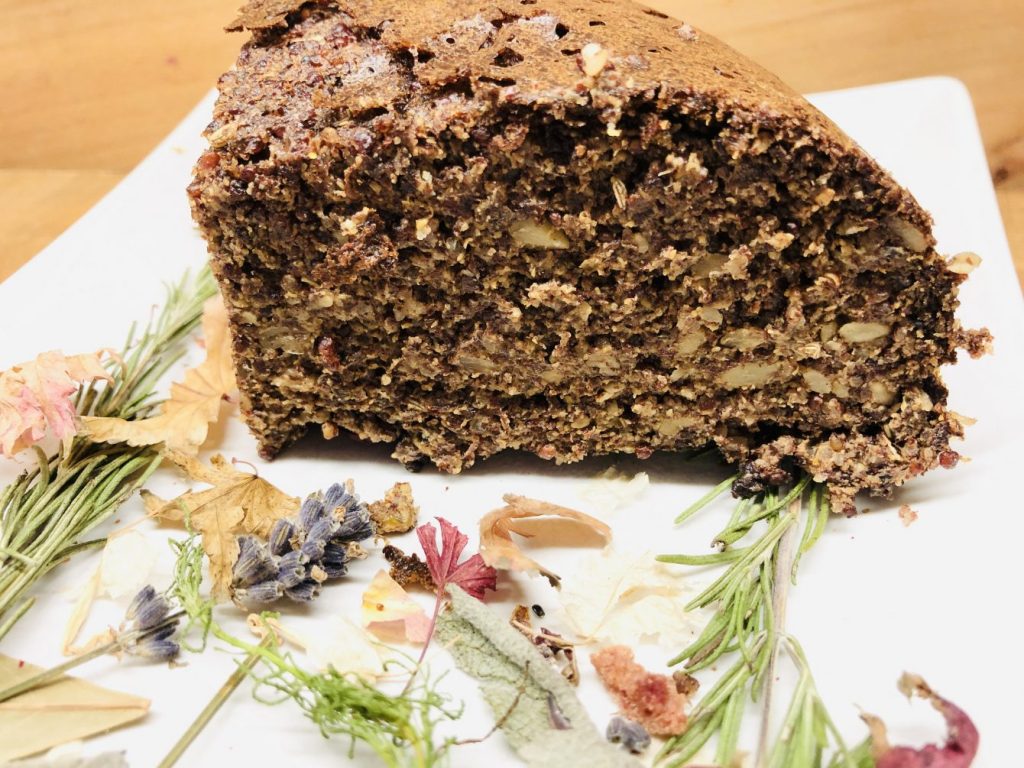 Quinoa Brot mit Zucchini