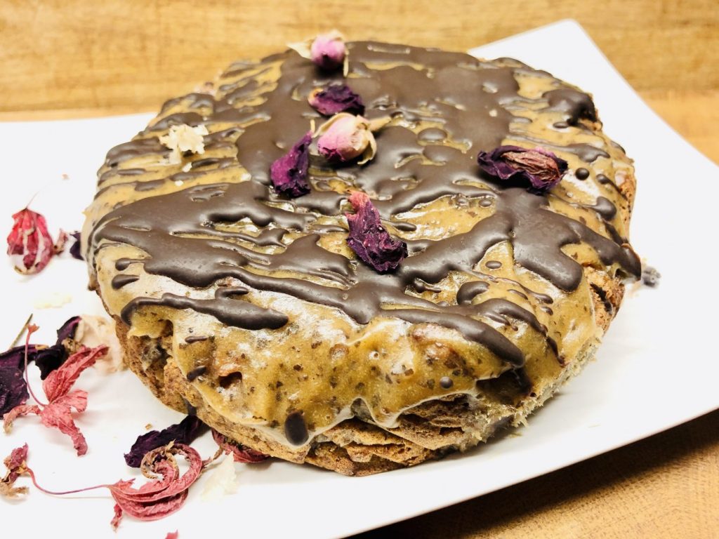 Dattelkuchen mit Schoko Karamell Topping