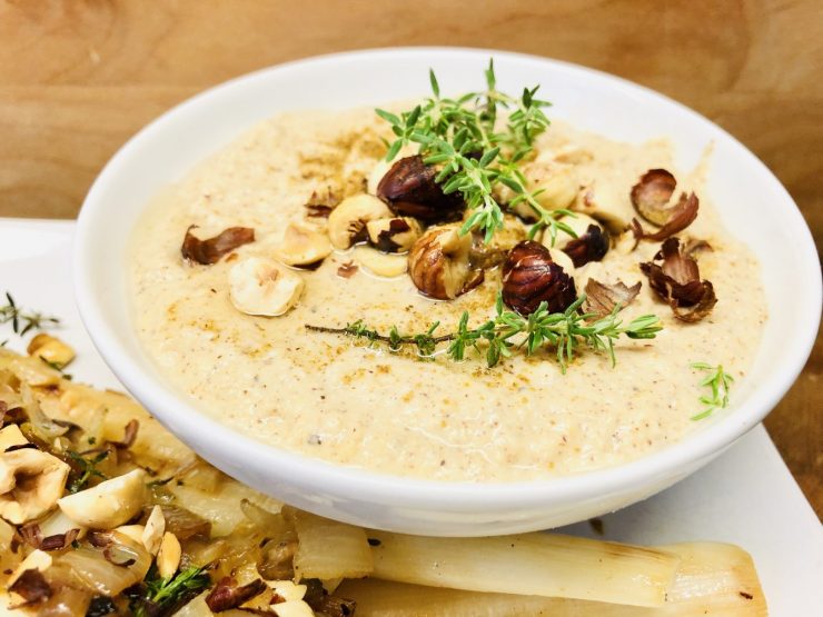 Haselnuss Hummus mit Thymian