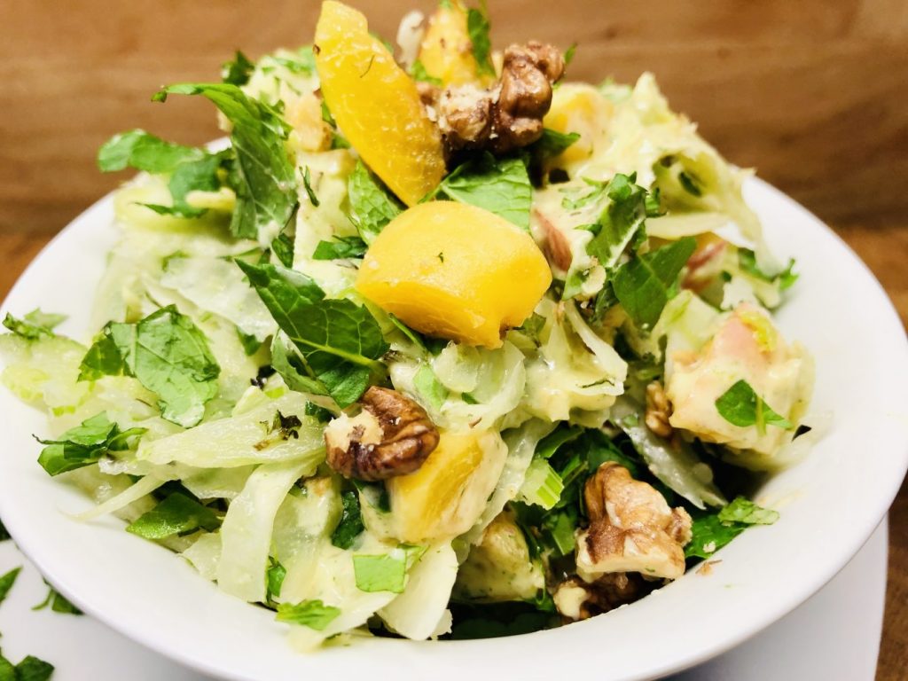 Aprikosen Fenchel Salat mit Aprikosen Minze Dressing