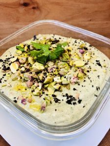 Mungo Hummus mit Pistazien