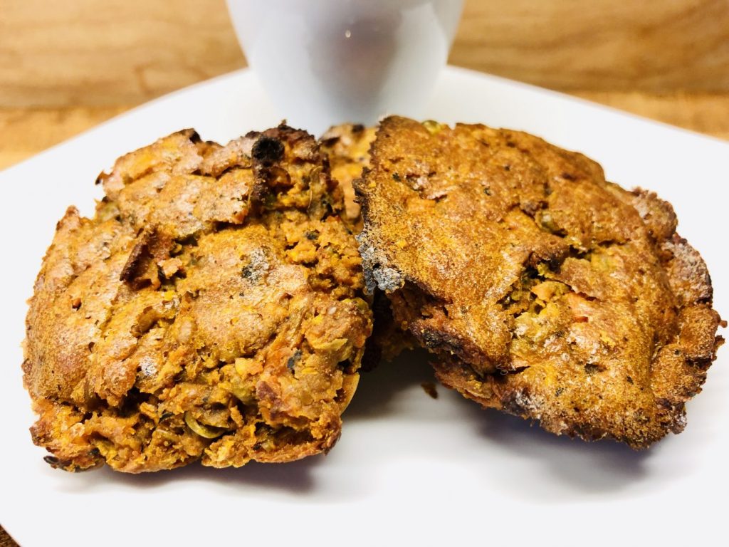 Indische Karotten Erbsen Buletten