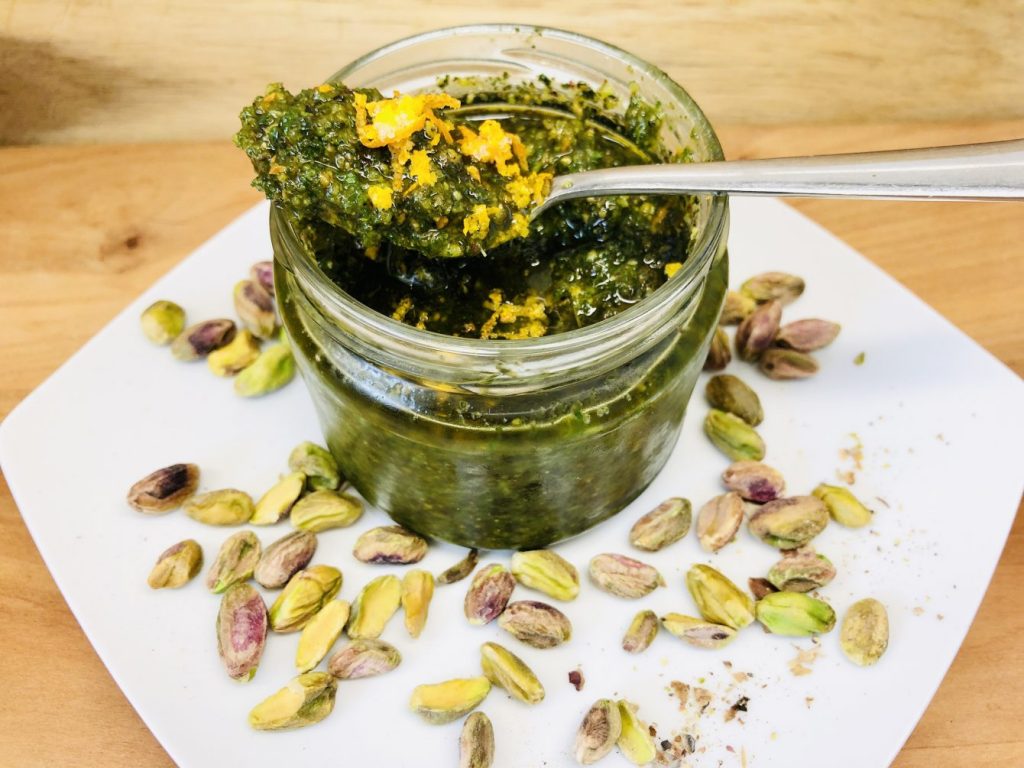 Minze Pesto mit Pistazien und Orange