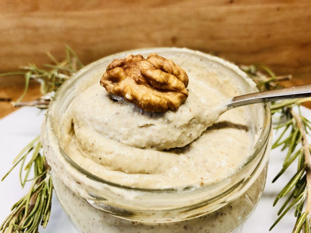 Walnuss Aioli