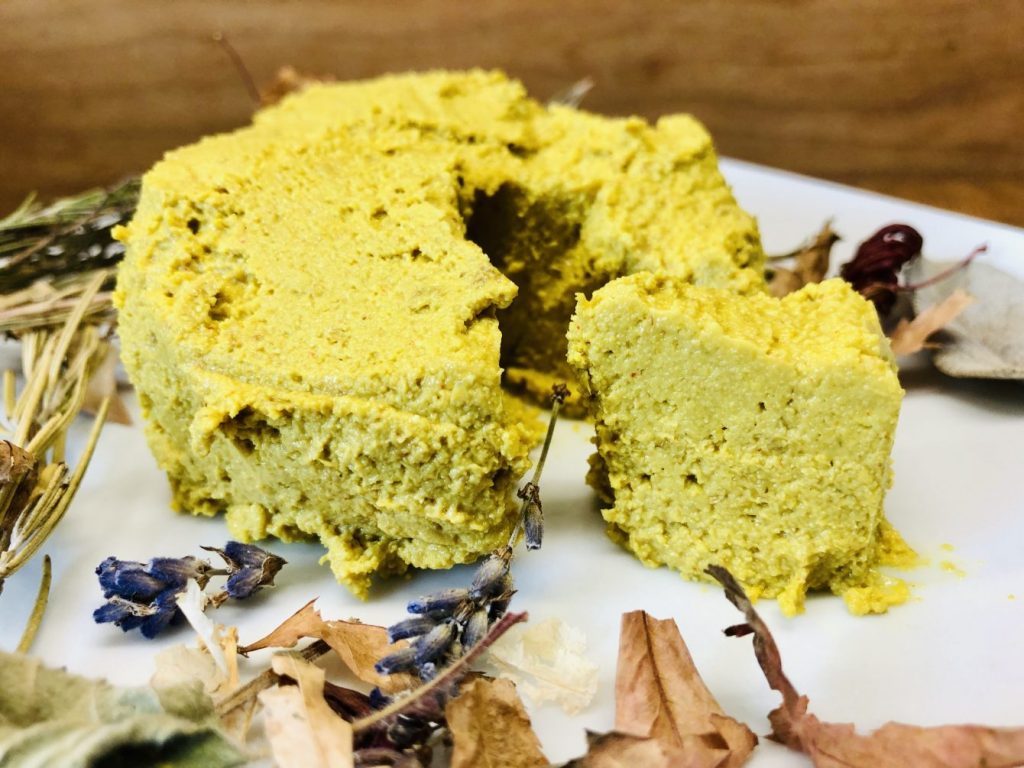 Vegane Käse Pastete aus Sonnenblumenkernen