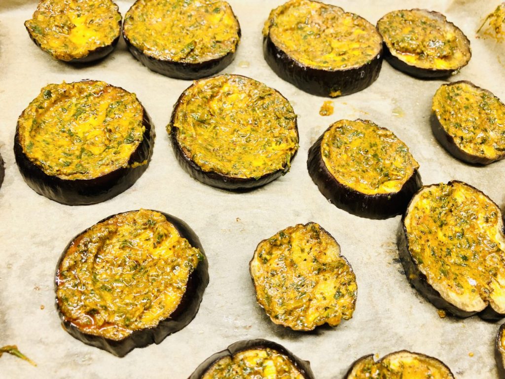 Geröstete Auberginen mit Chermoula