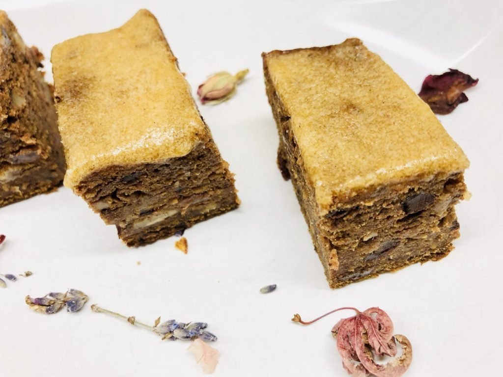 Bananen Kaki Chai Kuchen