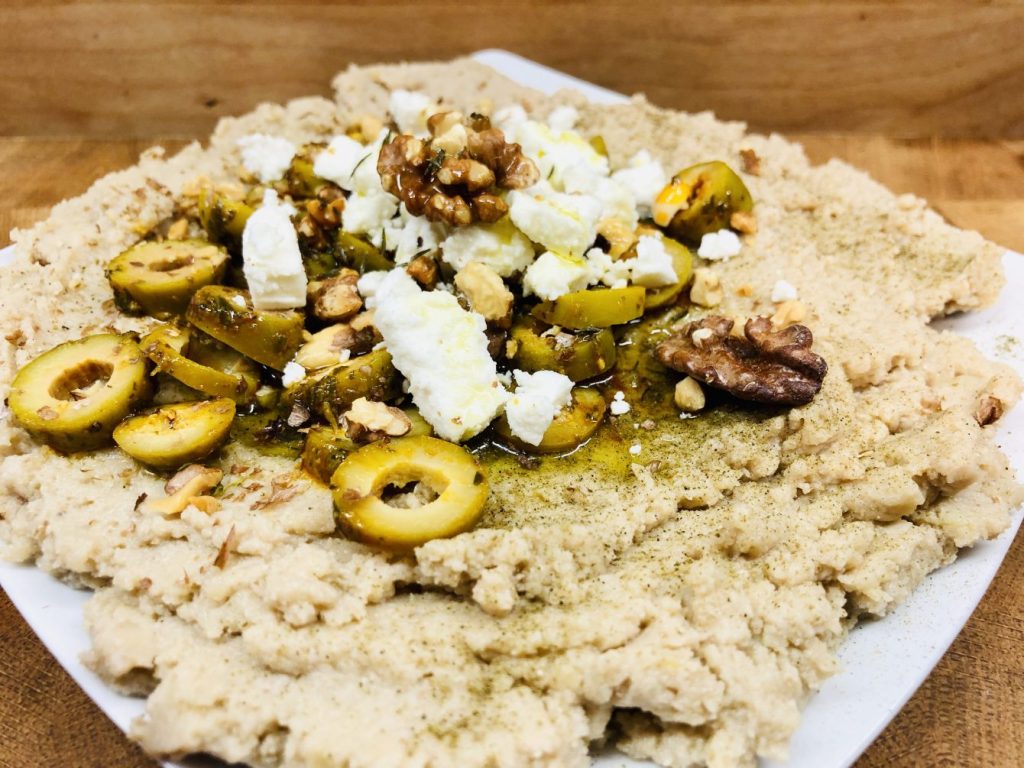 Kartoffel-Knoblauch-Creme mit Walnüssen - Skordalia