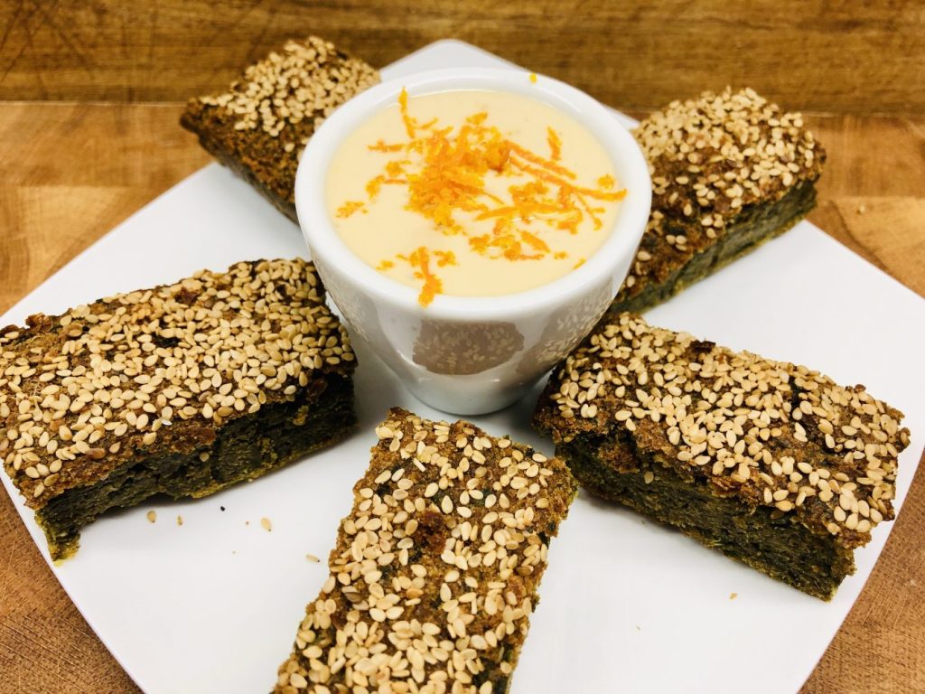 Falafel Riegel mit Orangen Tahini