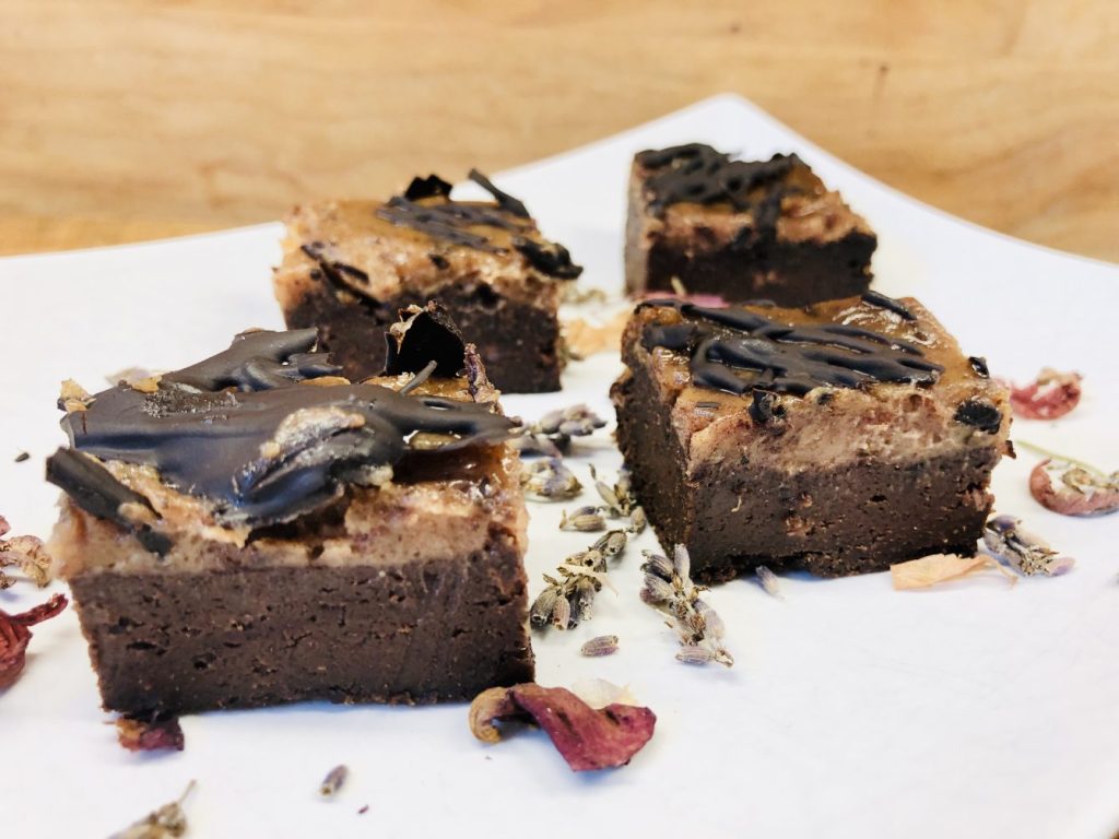 Schoko Haselnuss Brownies mit Karamell Creme