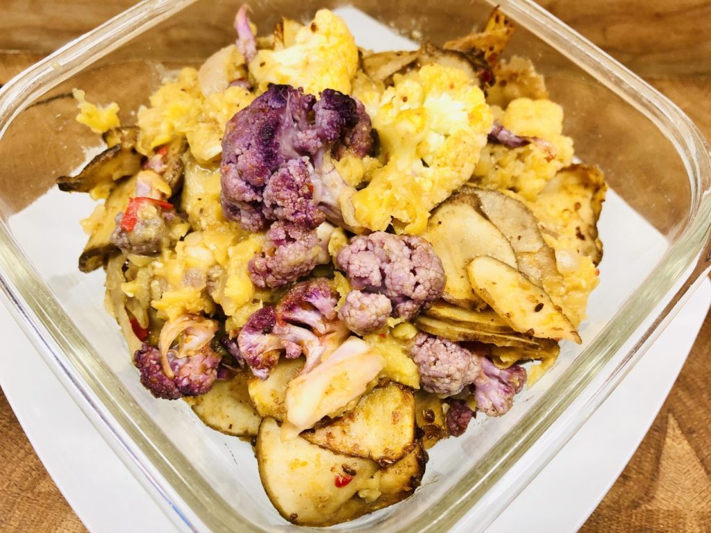 Gerösteter Blumenkohl mit Harissa und Linsen