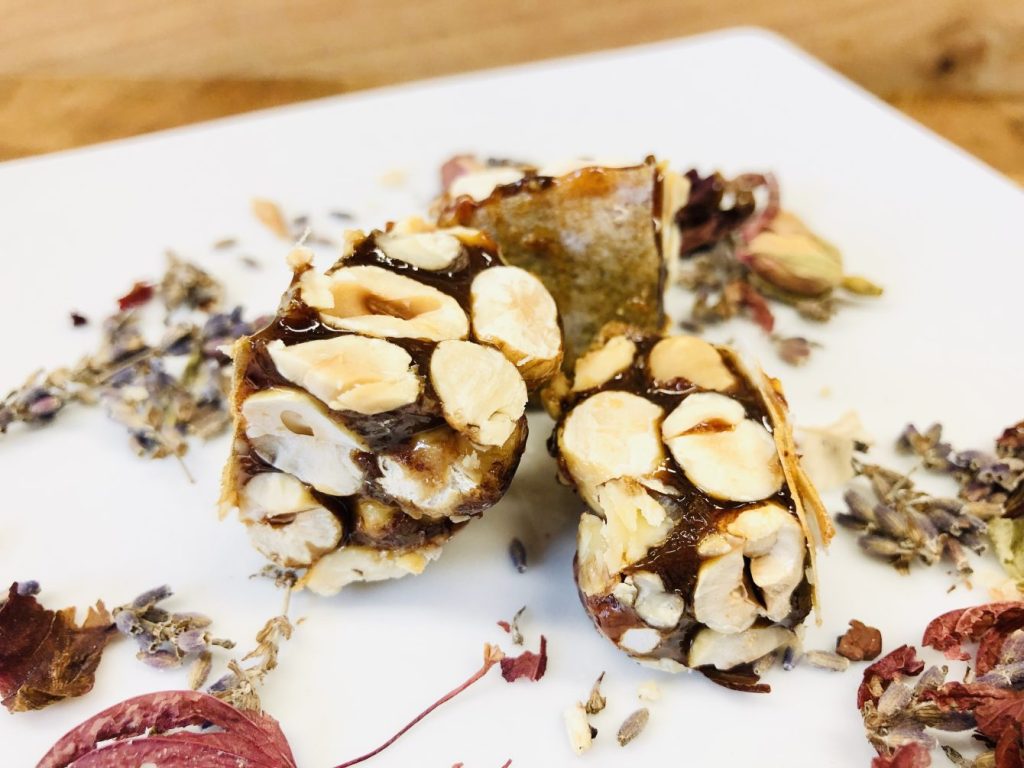 Nougat Noir aus Haselnüssen und Honig