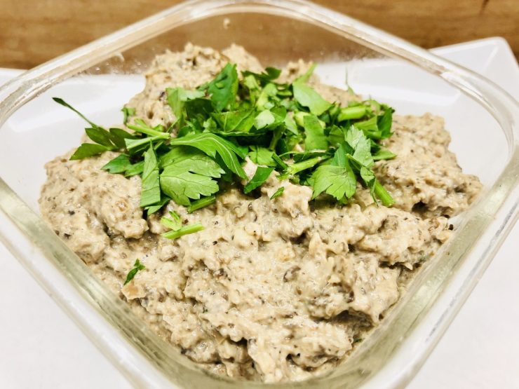 Champignon Creme mit Mandeln und Muskat