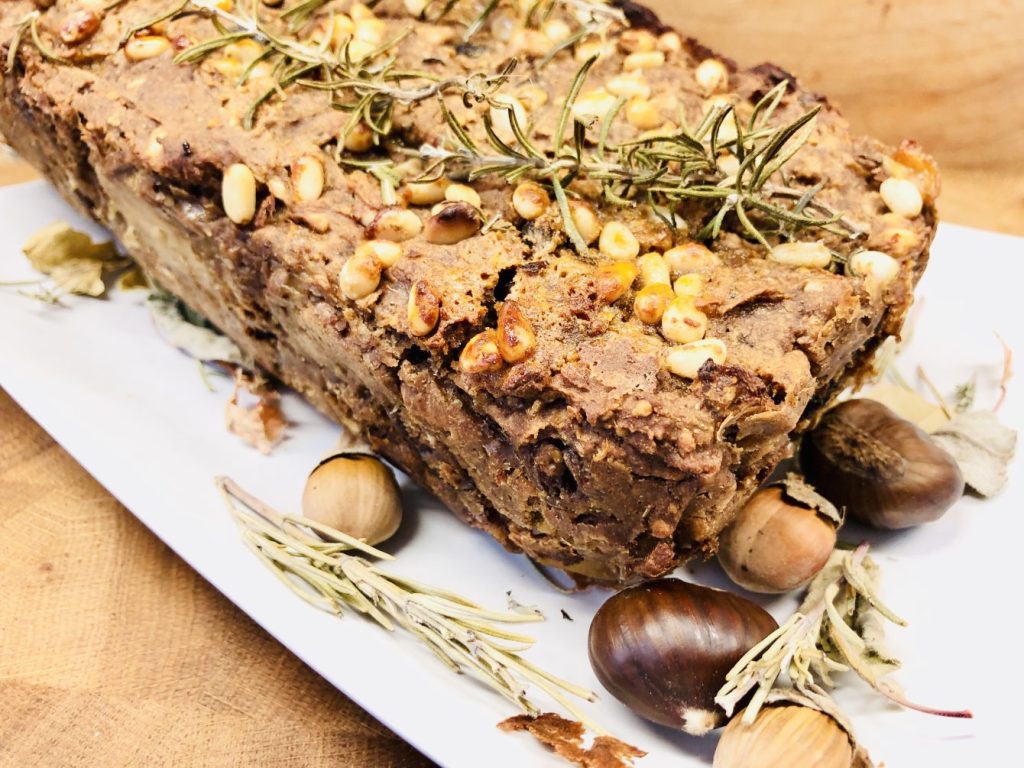 Kastanien Früchtebrot mit Feigen, Nüssen und Creme de Marron