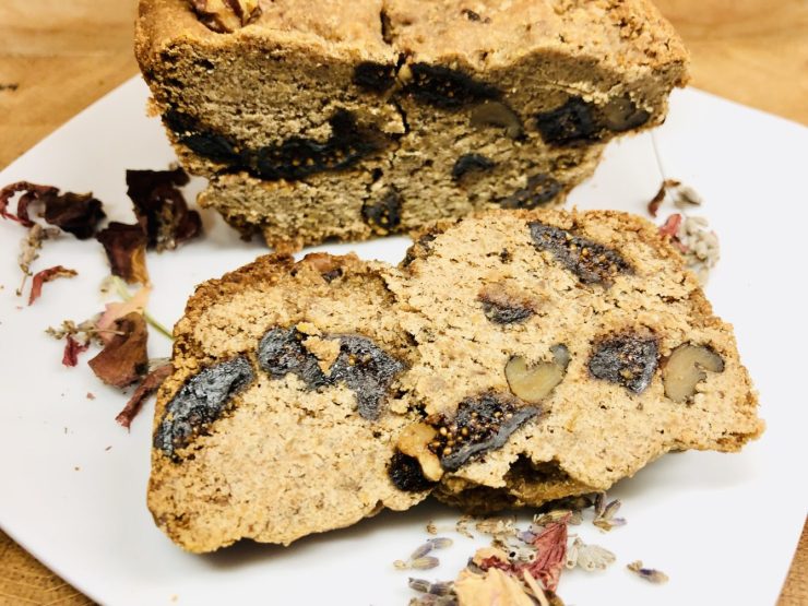 Walnuss Feigen Brot mit Tahini