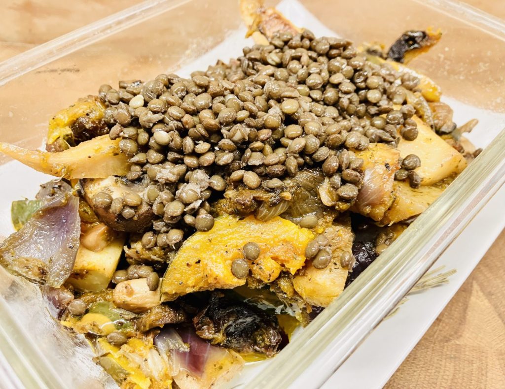 Kürbis mit Pflaumen und Beluga Linsen