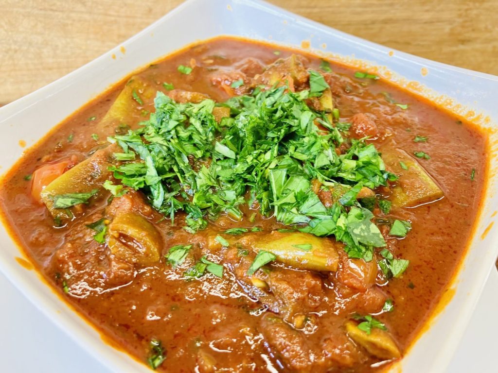 Taze Fasulye - Türkische Stangenbohnen mit Tomaten