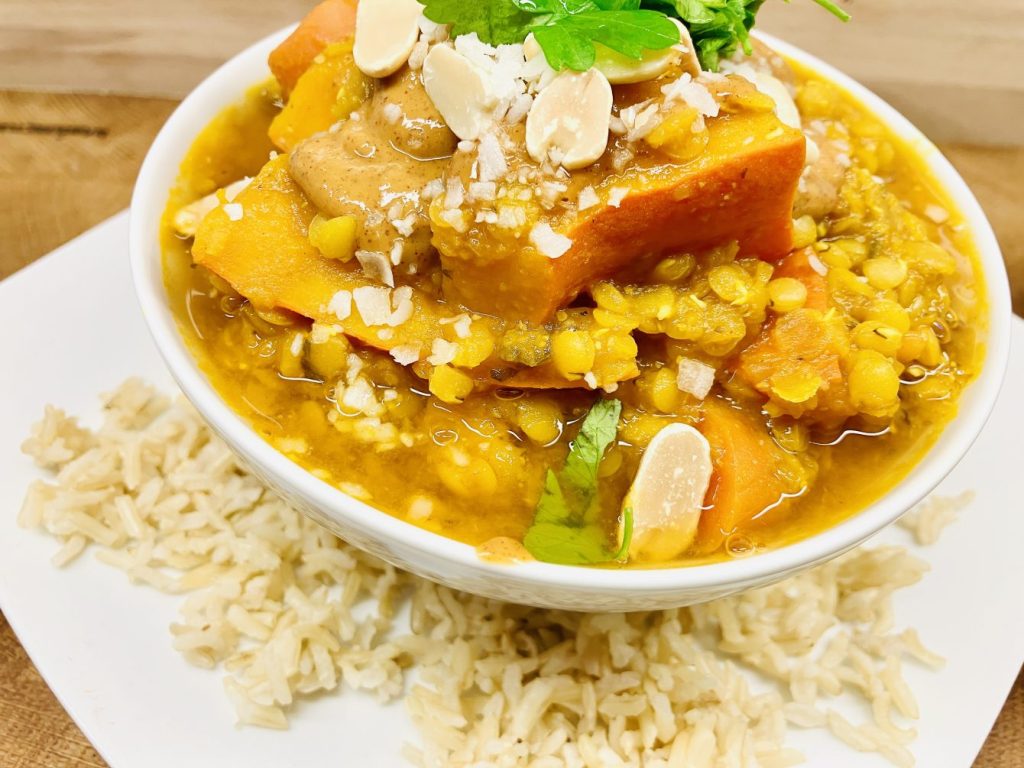 Lentil Pumpkin Curry with Spicy Peanut Butter Sauce