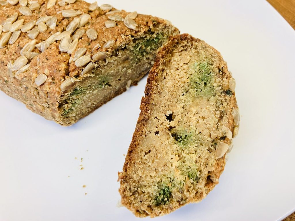 Protein Baguette mit Sonnenblumenkernen und Quark