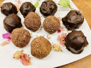 Gefüllte Maronen Trüffel mit Kastaniencreme