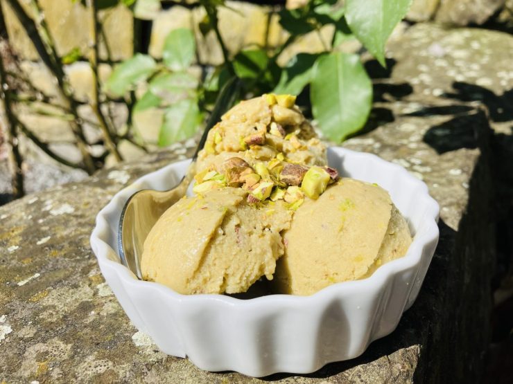 Zitronige Pistazien Nice Cream