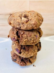 Kidneybohnen-Aprikosen-Falafel mit Walnüssen und Rosmarin