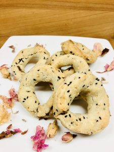 Arabische Dattel Ringe – Aromatische Kekse mit Dattelfüllung 