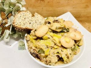 Cremiges Lauch mit Riesenbohnen und getrocknete Tomaten 