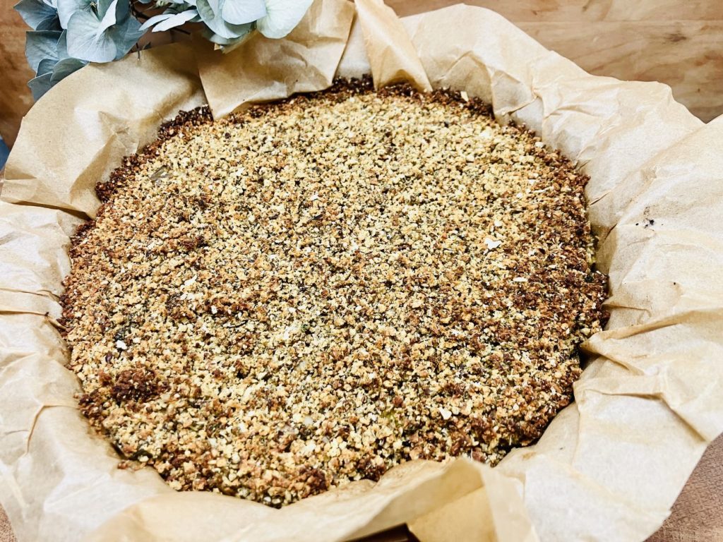 Smashed Potato-Tarte mit Lauch, Riesenbohnen und getrockneten Tomaten