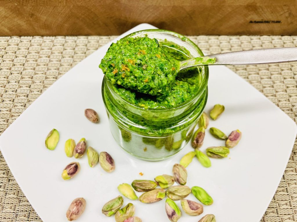 Bärlauch Pesto mit Pistazien