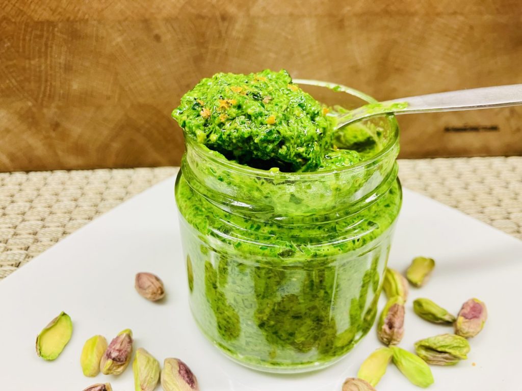 Bärlauch Pesto mit Pistazien