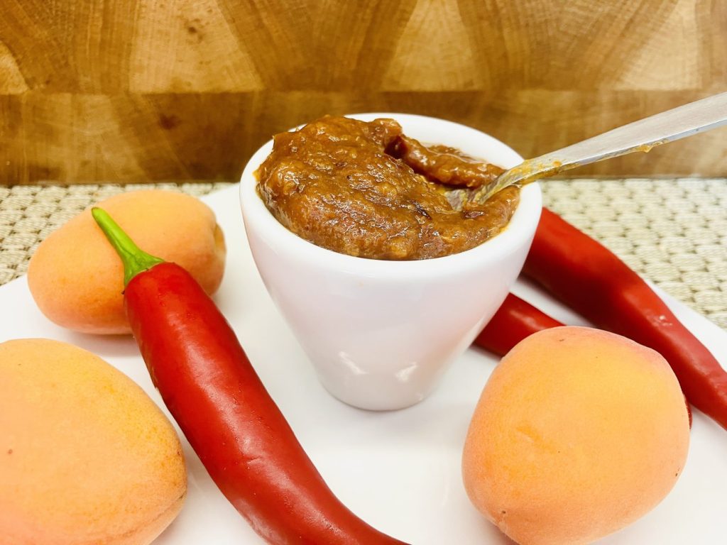 Spicy Aprikosen-Dattel Sauce