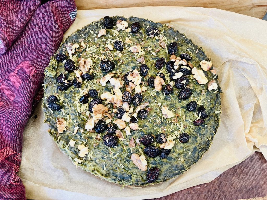 Vegane Persische Kuku Sabzi Kräutertarte