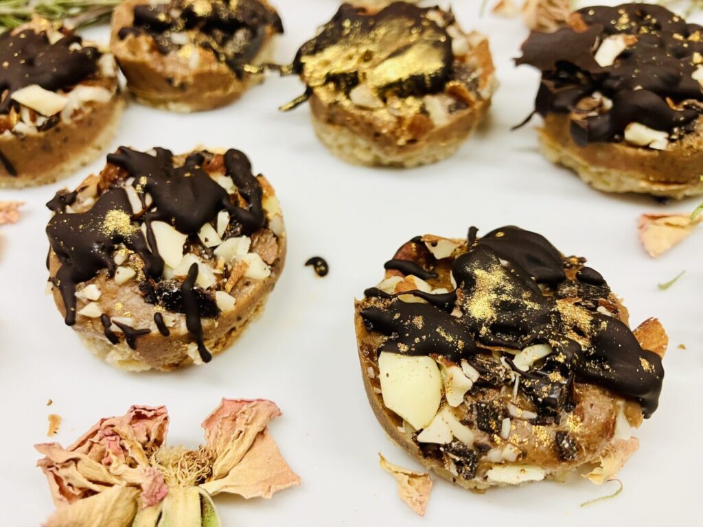 Mandel Karamell Shortbread Cups