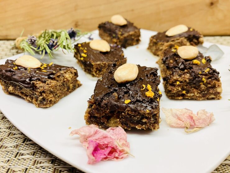 Elisenlebkuchen mit Datteln, Pflaumen & Aprikosen 🎄🍪 --- 🇬🇧 Elisen Gingerbread with Dates, Plums & Apricots