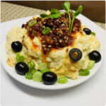 Skordalia - Griechischer Kartoffel Knoblauch Dip mit Chili-Öl