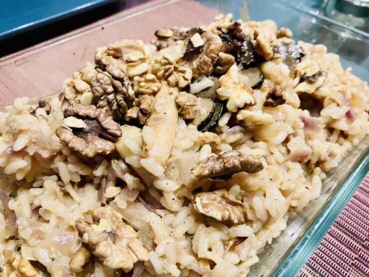 Risotto mit karamellisierten Schwarzwurzeln, Walnüssen und Trüffelöl