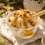 Salted Caramel Nice Cream – Das cremigste Bananeneis mit mit natürlichem Salz-Karamell-Aroma